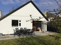 Ty Garth, Benllech UPDATED 2023: 3 Bedroom House Rental in Benllech with Washer and Wi-Fi - Tripadvisor