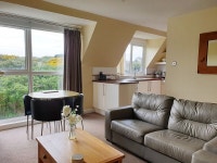 Isallt Lodges Modern Beachside apartment walking distance Trearddur Bay village UPDATED 2024 - Tripadvisor - Trearddur Bay... 