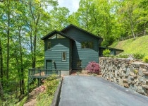 Breezy Point UPDATED 2023: 4 Bedroom Cabin in Montreat with DVD Player and Patio - Tripadvisor