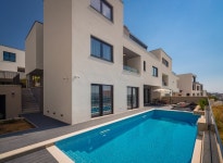 Villa Toma UPDATED 2022: 4 Bedroom Villa in Podstrana with Private Outdoor Pool (Heated) and Internet Access - Tripadvisor