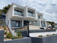 VILLA WHITE HOUSE UPDATED 2024: 3 Bedroom Villa in Brna with Cable/satellite TV and Wi-Fi - Tripadvisor