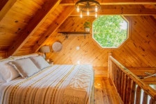 Babbling Brook! Pet Friendly w/fee - Fully Remodeled w/Creekside FIREPIT - Arcad UPDATED 2023 - Tripadvisor - Cosby Vacation Rental