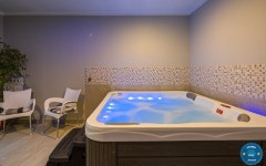 Apartments Klaudio UPDATED 2023: 2 Bedroom Apartment in Drenje with Sauna and Air Conditioning - Tripadvisor