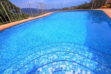 V V LLORET - Villa Christine gran casa para 17 personas con piscina y barbacoas UPDATED 2024 - Tripadvisor - Lloret de Mar... 