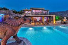 Villa Jurassic World UPDATED 2023: 3 Bedroom Villa in Islamlar with Private Yard and Air Conditioning - Tripadvisor