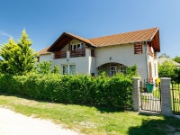Lian UPDATED 2022: 5 Bedroom House Rental in Balatonfenyves with Terrace and Balcony - Tripadvisor