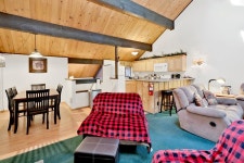 Summit Escape Condo by Big Bear Vacations | Walk to Resort Lifts UPDATED 2023 - Tripadvisor - Big Bear Lake Vacation Rental