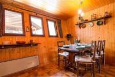 Les Soldanelles UPDATED 2024: 2 Bedroom Chalet in Argentiere with Internet Access and Skiing: Property Is In A Ski Resort... 
