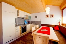 TWO Bedroom Apartment - sleeps 6 Has Secure Parking and Internet Access - UPDATED 2023 - Tripadvisor - Neustift im Stubaital... 