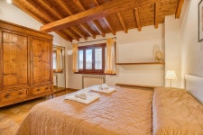 THE BEST Castelfranco di Sopra Pet Friendly Vacation Rentals - Tripadvisor - Book Pet Friendly Vacation Rentals in Castelfranco... 