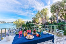 LE MARY JANE AP4335 By Riviera Holiday Homes Has Internet Access and Balcony - UPDATED 2024 - Tripadvisor - Villefranche-sur-Mer...