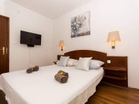 Okrug Donji cottages: Cottage Rentals - Tripadvisor