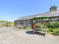 THE BEST Bryncrug Family & Kid Friendly Vacation Rentals - Tripadvisor - Book Kid Friendly Vacation Rentals in Bryncrug
