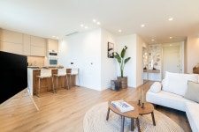 2-BD Luxury Apt. Sea View Balcony near the beach UPDATED 2023 - Tripadvisor - Voula Vacation Rental