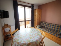 Studio cabine 4 couchages , a 400m des pistes - Auris en Oisans UPDATED 2024 - Tripadvisor - Auris Vacation Rental