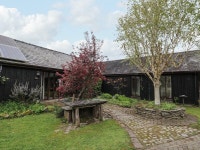 THE BEST Builth Wells Self Catering with Hot Tubs - Tripadvisor - Book Vacation Rentals with Hot Tubs in Builth Wells