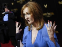 Rowling Warns Politicians of Anger Among Women over Trans Agenda