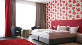 유로 파크 호텔 헤네프, 헨네프 - 호텔 가격비교