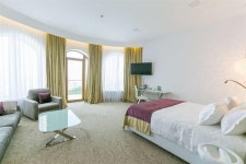 호텔 파노라마 드 럭스, 오데사 - 호텔 가격비교