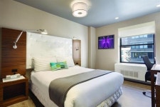 Exquisite West Village 2BR w/ Elevator, nr Park, by Blueground, 웨스트 빌리지 (2024-06-26~2024-06-27, 1박, 2인) Exquisite West... 