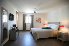 호텔 카사 비앙카, 칼비 - 호텔 가격비교