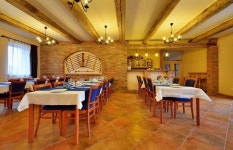 펜지온 시에스타, 발티세 - 호텔 가격비교