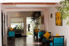 레몬 트리 호텔 이스트 델리 몰 카우삼비, 뉴델리 - 호텔 가격비교