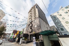 고릴라 호텔, 원주 (2024-12-10~2024-12-11, 1박, 2인) 고릴라 호텔, 대한민국