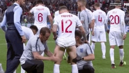 Kieran trippier GIFs - Get the best GIF on GIPHY Kieran Trippier GIFs - Get the best GIF on GIPHY