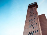 39 minimal photos of London architecture from Laura McGregor