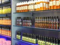 Photos of the brand new NYC Vaping hotspot VapeYa
