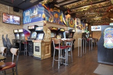 Replay Andersonville | Bars in Andersonville, Chicago