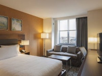 Hilton Garden Inn New York Long Island City/Manhattan View | Hotels in Long Island City, Long Island City Hilton Garden Inn New... 