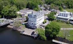 Day trips in Connecticut: 50 fun things to do, from pizza to parks (and a castle, too) | WBUR News Day trips in Connecticut: 50... 