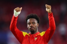Journalist: Euro club rushing to sign £25m forward Graham Potter want as his first West Ham recruit - Yahoo Sports Journalist... 