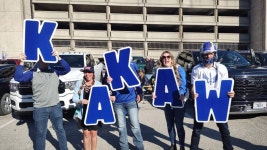 PHOTOS: St. Louis shows up for the 2024 Battlehawks Home Opener - Yahoo Sports PHOTOS: St. Louis shows up for the 2024... 