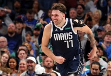 Luka Doncic scores 35 points, leads Mavericks to 123-93 victory and 3-2 series lead over Clippers - Yahoo Sports Luka Doncic... 