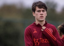 ‘Almost there’ – Fabrizio Romano claims United forward is on the verge of joining Greek outfit - Yahoo Sports ‘Almost... 