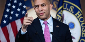 Democrats Vow To Fight Trumps Illegal Efforts To Gut Federal Agencies