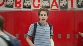 ‘Dear Evan Hansen’ Film Review: Broadway Musical Adaptation Sneaks Up on You