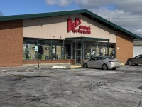 Court Street Dick’s Sporting Goods closing its doors