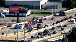 US-131 lanes back open after crash in Grand Rapids
