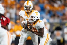 Nico Iamaleava combines for 276 yards and 3 TDs as No. 14 Tennessee routs No. 24 NC State 51-10 - Yahoo Sports Nico Iamaleava... 