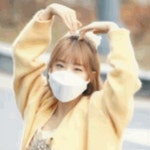 Yellow Hearts GIF - Yellow Hearts Kpop - GIF 탐색 및 공유