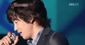 7090빨강풍선퓨전노래방 | 지오디 윤계상 열창 노래방 파란풍선 GIF - Yoon Gye Sang Kpop - GIF 탐색 및 공유