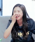 채원 에이프릴 웃음 박장대소 깔깔깔 개웃겨 개웃김 폭소 ㅋㅋㅋ 빵터짐 GIF - Kim Chaewon Chaewon Laugh - GIF 탐색 및 공유