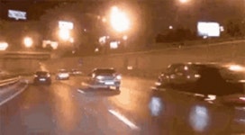 Rushing Car GIF - Rushing Car Fast Car - GIF 탐색 및 공유