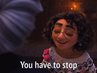 Encanto Stop GIF - Encanto Stop Abuela - GIF 탐색 및 공유