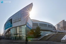 스포츠의 살아 있는 전설~ 장충체육관 | 서울시 - 내 손안에 서울 스포츠의 살아 있는 전설~ 장충체육관 