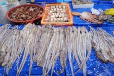 군침 도는 먹거리 천국! 강북구 수유전통시장 | 서울시 - 내 손안에 서울 군침 도는 먹거리 천국! 강북구 수유전통시장
